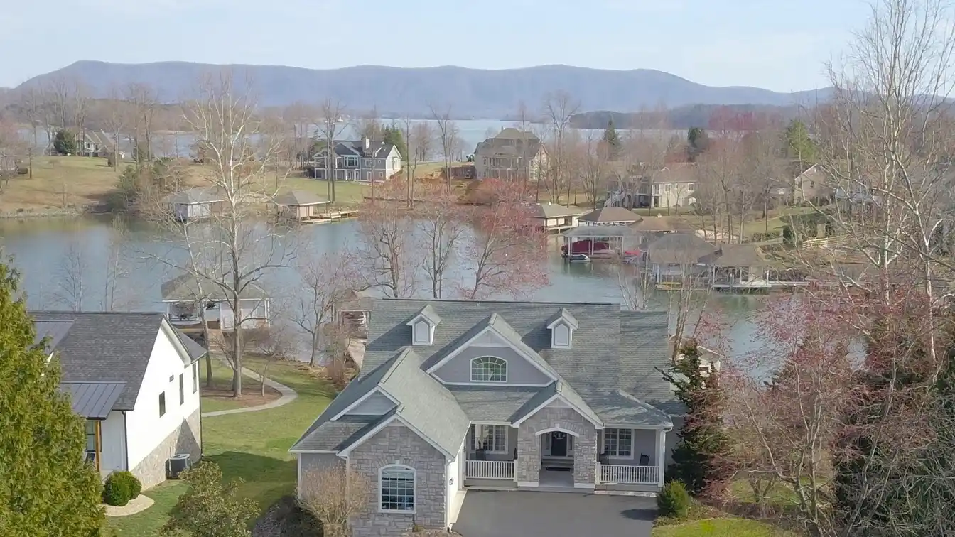 Lakefront Elegance with Mountain View Serenity
