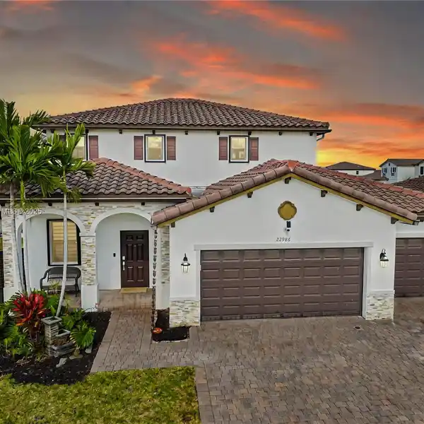 NEXT-GEN HOME WITH PRIVATE IN-LAW SUITE