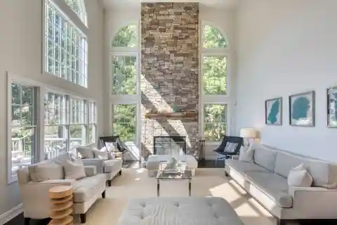 Gorgeous and Secluded in Southampton