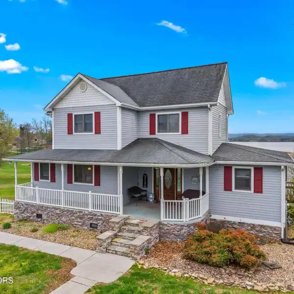 TIMELESS CHARM WITH UPDATES ON DOUGLAS LAKE