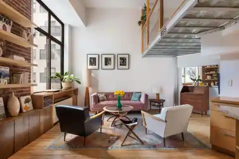 Joyous Duplex