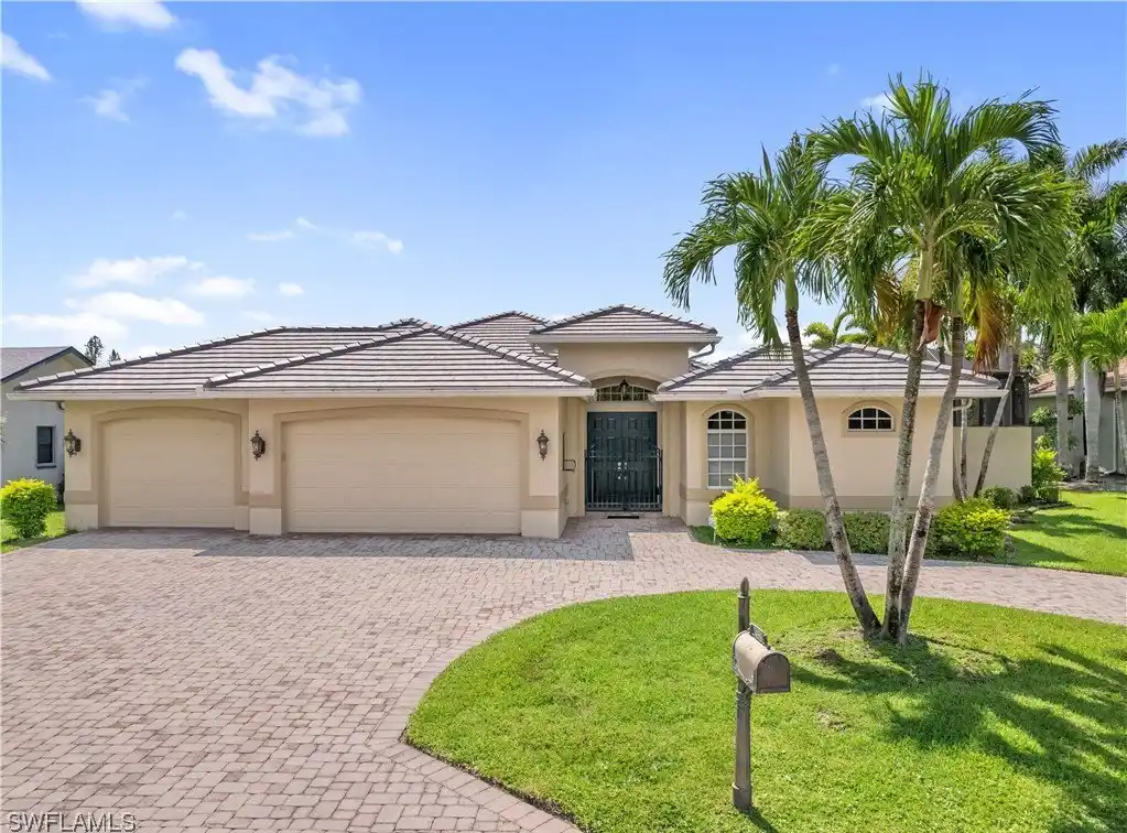 Meticulously Maintained Home in Palmetto Point