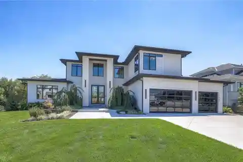 Sophisticated Design with Everyday Comfort