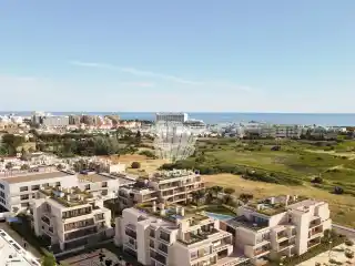 Sophisticated Living in Lumare