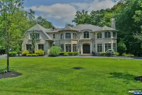 Stunningly Elegant Luxury Manor