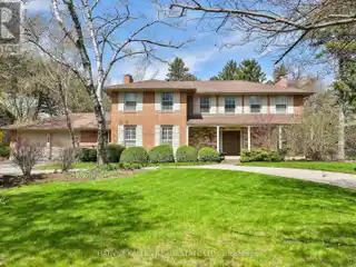 Bespoke Masterpiece in the Heart of Bayview and York Mills