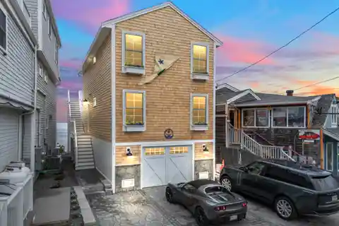 Completely Reconstructed Two-Unit Property