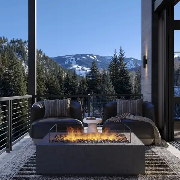 DUPLEX RESIDENCE IN ARCADIAN ON BEAVER CREEK