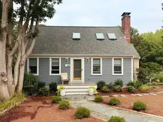 Restored Cape Cod Home in Meadowview Heights