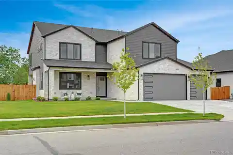 Modern Mountain Retreat with Stunning Outdoor Living