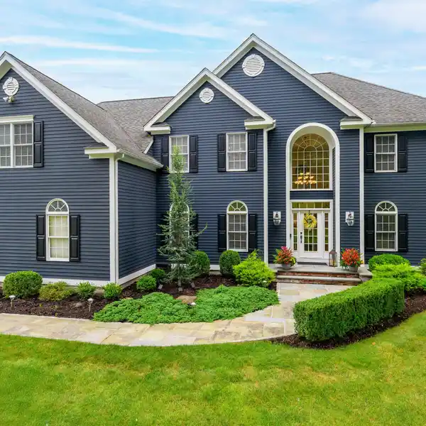 STUNNING COLONIAL PERFECTLY SITUATED ON A BEAUTIFUL LOT