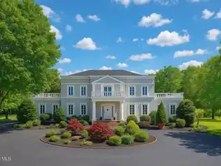 Grand Sage Estates Retreat with Mountain Views