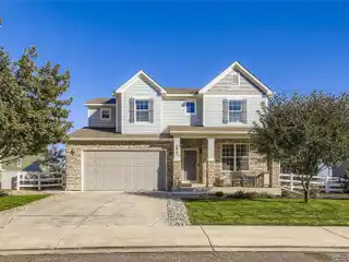 Privacy and Style in a Desirable Neighborhood