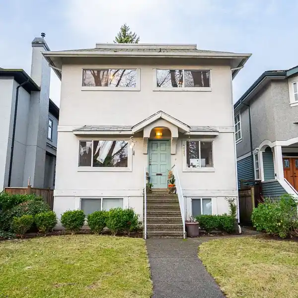 SPACIOUS HOME IN SOUGHT AFTER WEST DUNBAR AREA