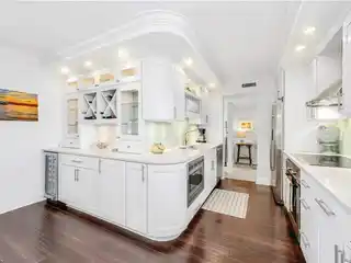 Beautiful Pelican Point End Unit