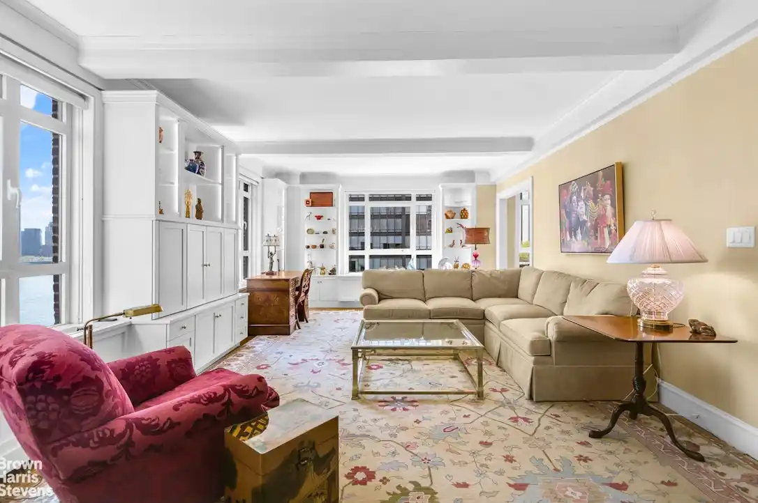 Stunning East River View Residence