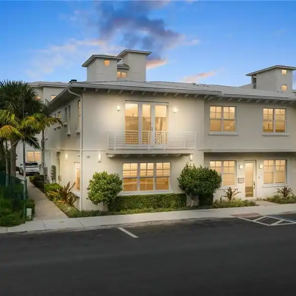 ULTIMATE SANCTUARY FOR EXTRAORDINARY LIVING