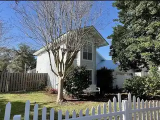 Coastal Luxury in Seabreeze