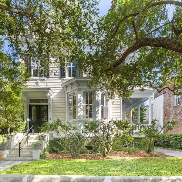 THE JAMES SEIGNIOUS HOUSE