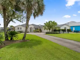 Riverfront Living in the North Florida Keys