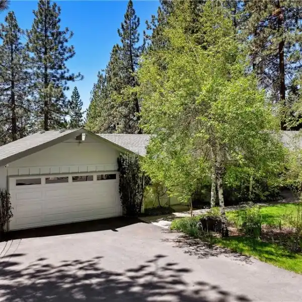 RANCH HOME IN PRIME LOCATION