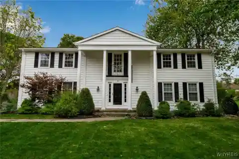 Beautiful Classic Sun-Filled Colonial
