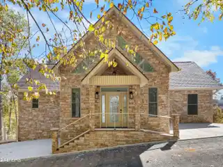 Norris Lake New Construction Lakefront Property