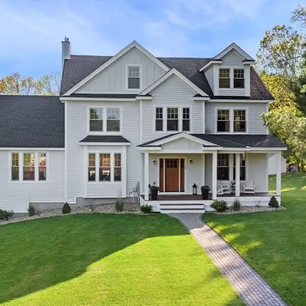 IMMACULATE OPEN-CONCEPT HOME