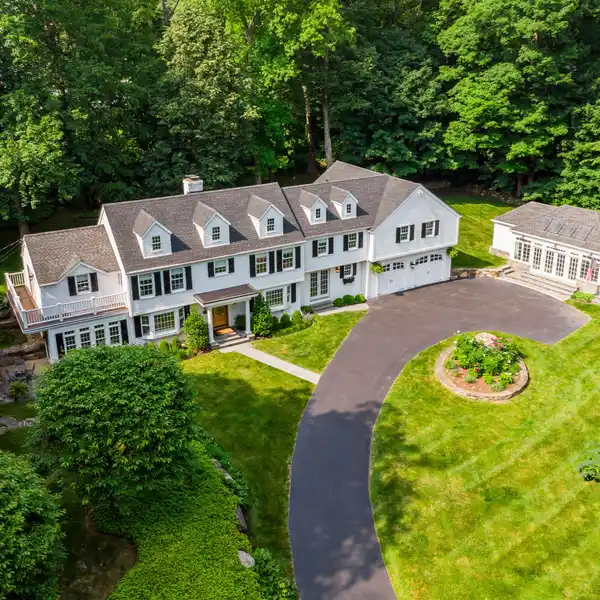EXQUISITELY REIMAGINED NEW ENGLAND MASTERPIECE