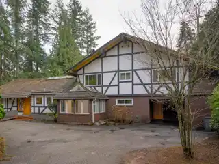 Rare Gem in Prestigious Panorama Ridge