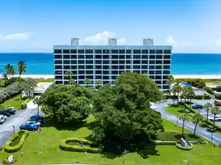 Newly Remodeled Oceanfront Gem