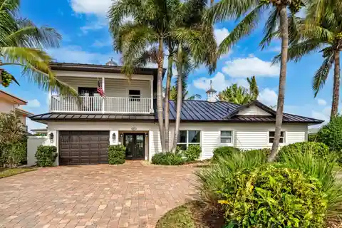 Remastered West Indies-inspired Deepwater Estate