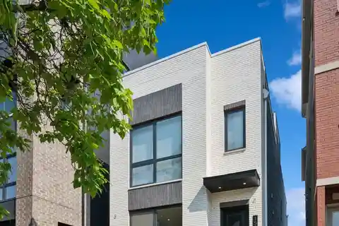 Elegant Single-Family Home in West Town