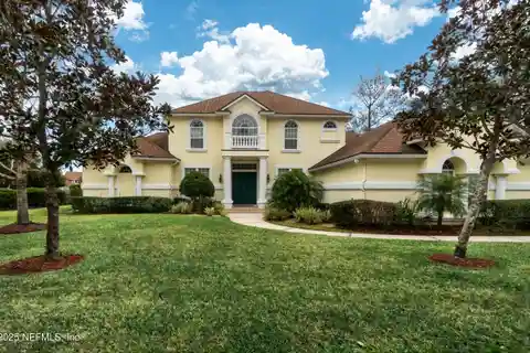 Executive-level Pool Home in Prestigious Eagle Harbor