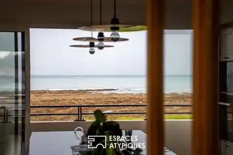 Modern Oceanfront Villa with Panoramic Sea Views