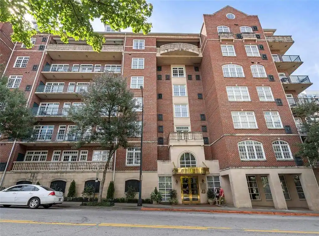 Incredible Penthouse at Cotting Court