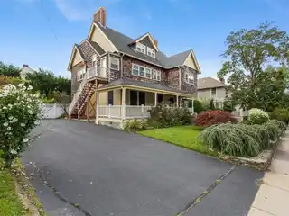 Classic New England Charm with Modern Amenities