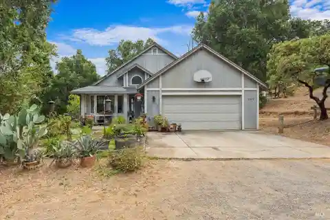 Endless Potential in the Heart of Dry Creek Valley