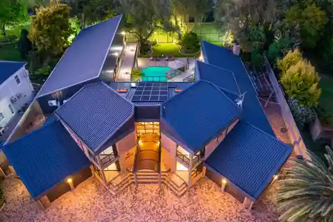 Timeless Luxury Residence on River Front in Stellenbosch