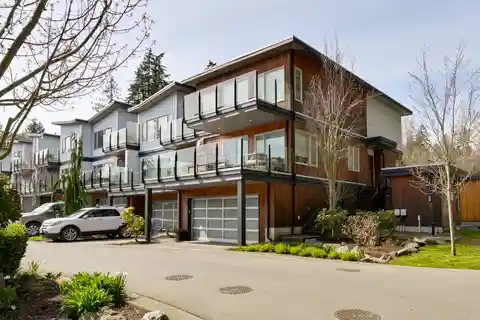 Luxurious Coastal Elegance