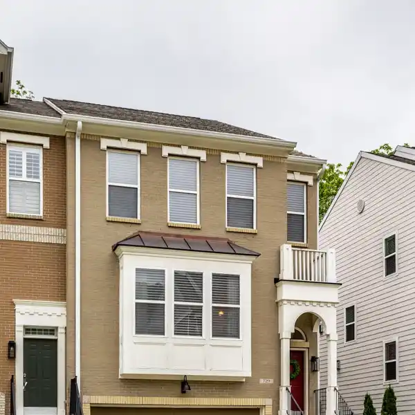 MODERN COMFORT MEETS MONON TRAIL LIFESTYLE