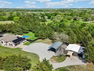 Exquisite Eight-plus Acre Homestead