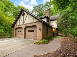 Serene Living in the Woodland Shores Association