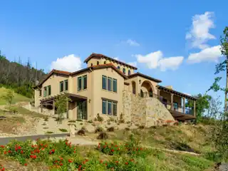 Tuscan Style Estate Along the Iconic Silverado Trail