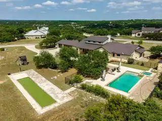 One-story Texas Limestone Home in Vineyard