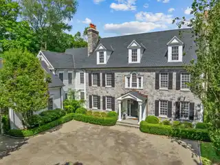 Magnificent Estate Awaiting New Vision