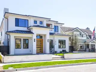 Brand New Modern Home in Lake Park