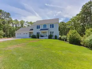 Well-Appointed Contemporary Colonial in Osprey Landing
