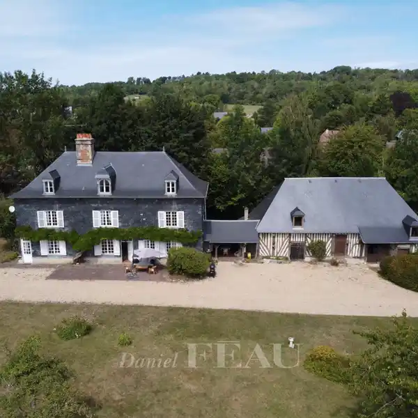 AUTHENTIC 19TH CENTURY HOUSE WITH OUTBUILDINGS