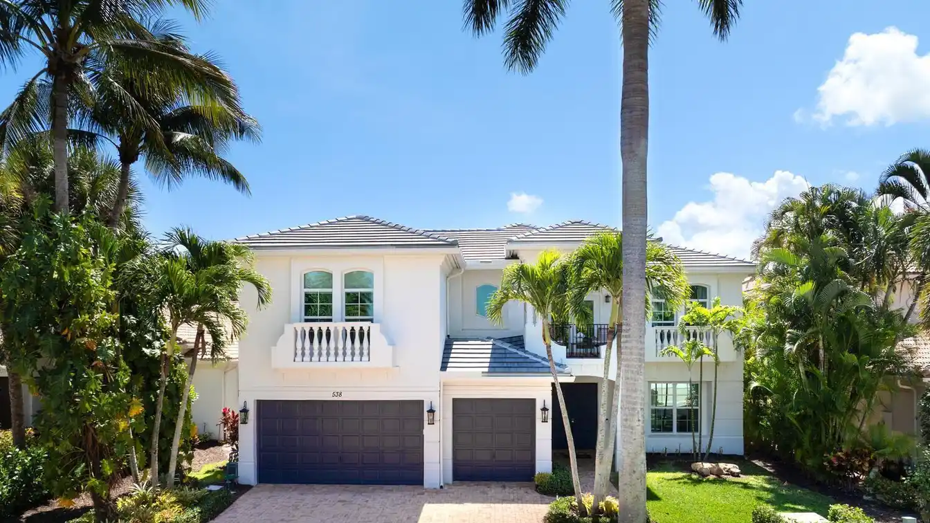 Luxury Living on the Arnold Palmer Signature Course